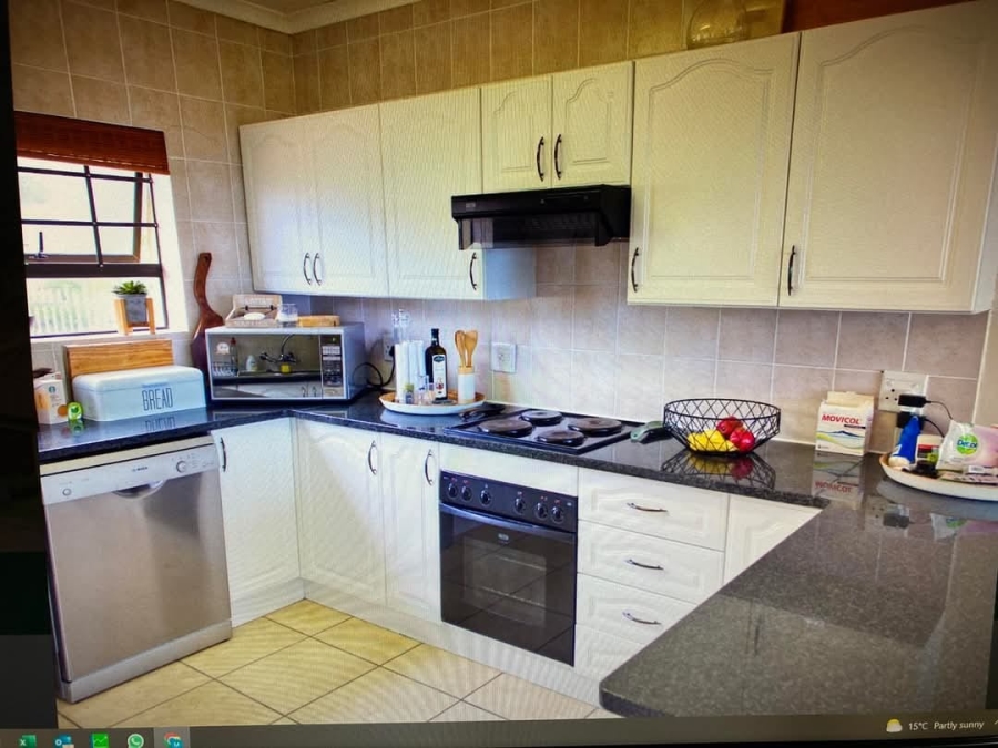To Let 3 Bedroom Property for Rent in Seemeeu Park Western Cape